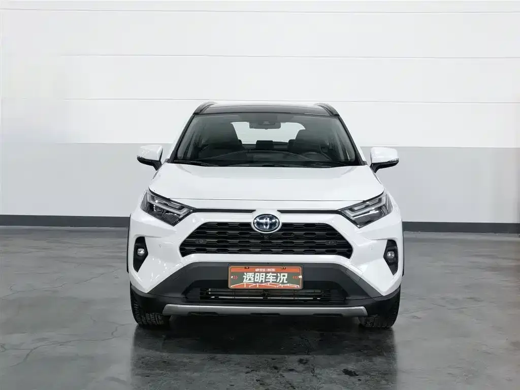 Toyota RAV4 — фото 2