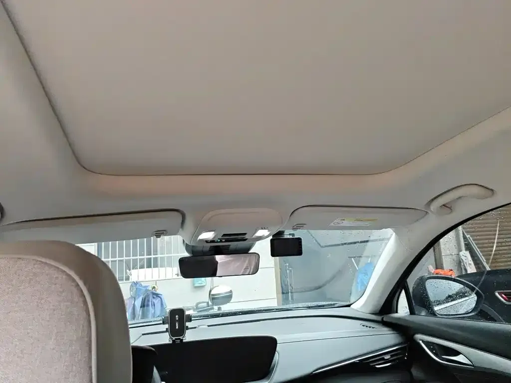 Buick Envision Plus — фото 4