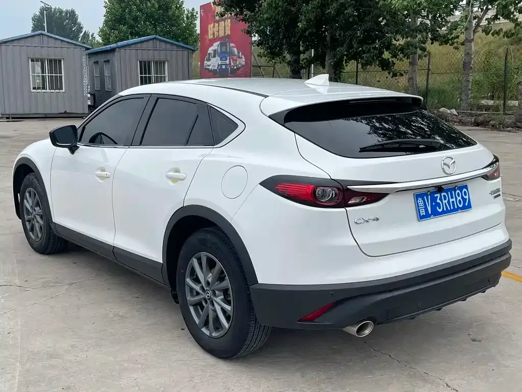 Mazda CX-4 — фото 9