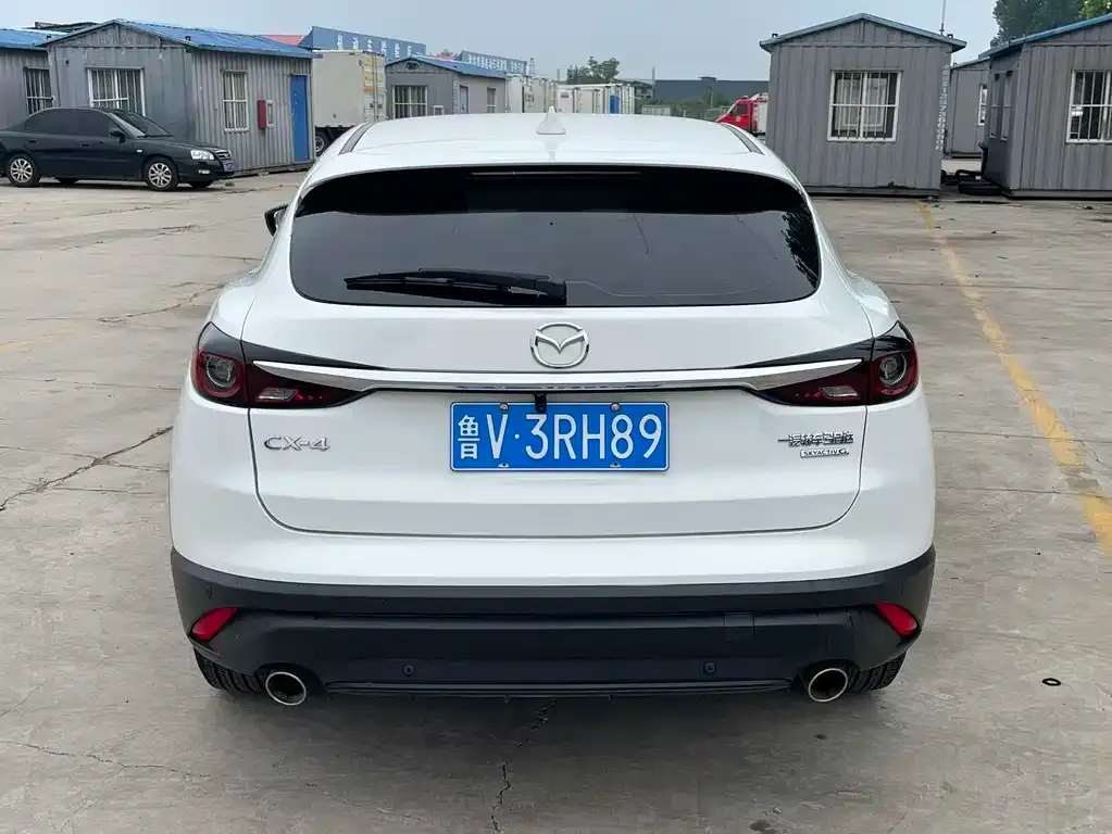 Mazda CX-4 — фото 8