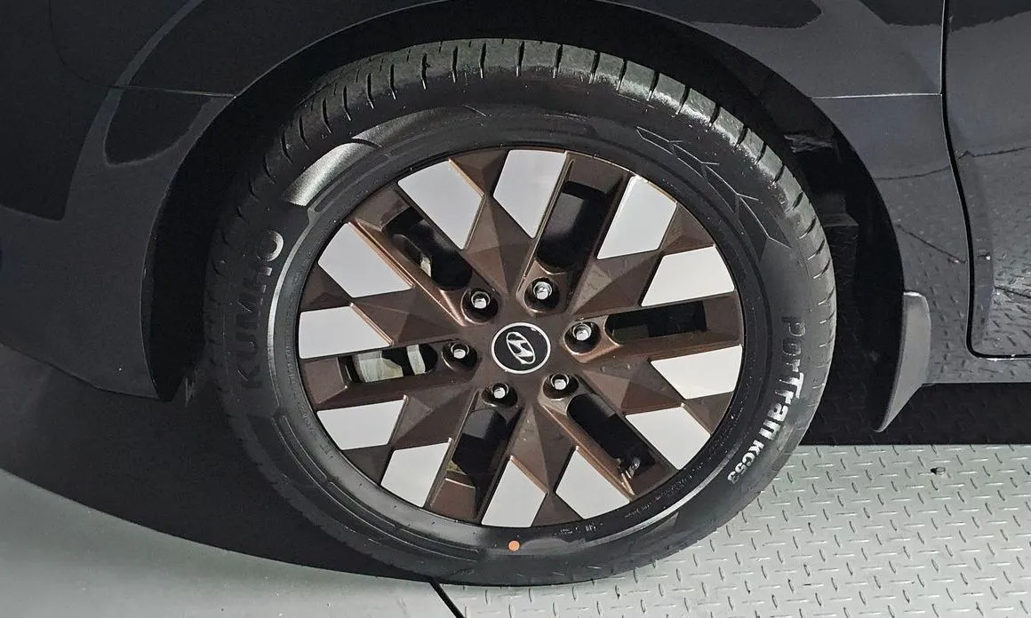Hyundai Staria — фото 6