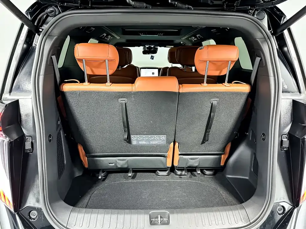 GAC Motor Trumpchi M8 — фото 10