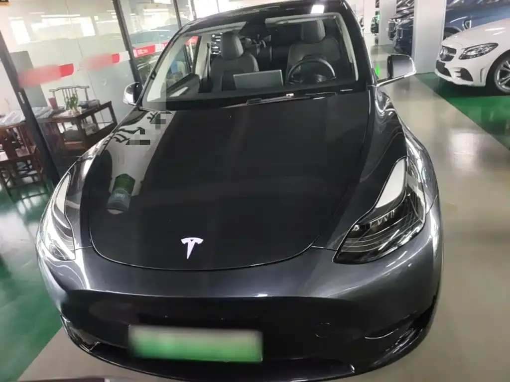 Tesla Model Y — фото 7