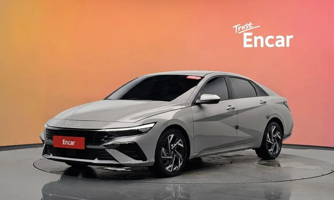 Hyundai AVANTE — фото 1