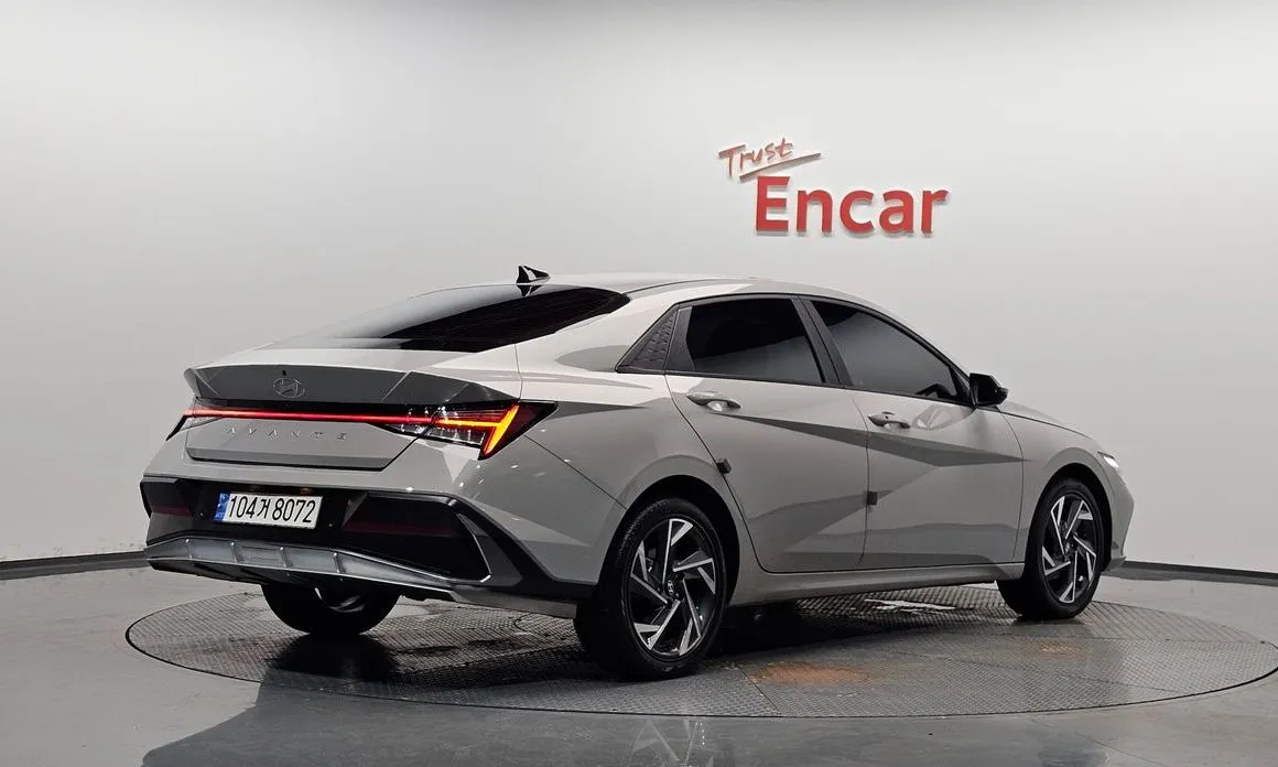 Hyundai AVANTE — фото 3