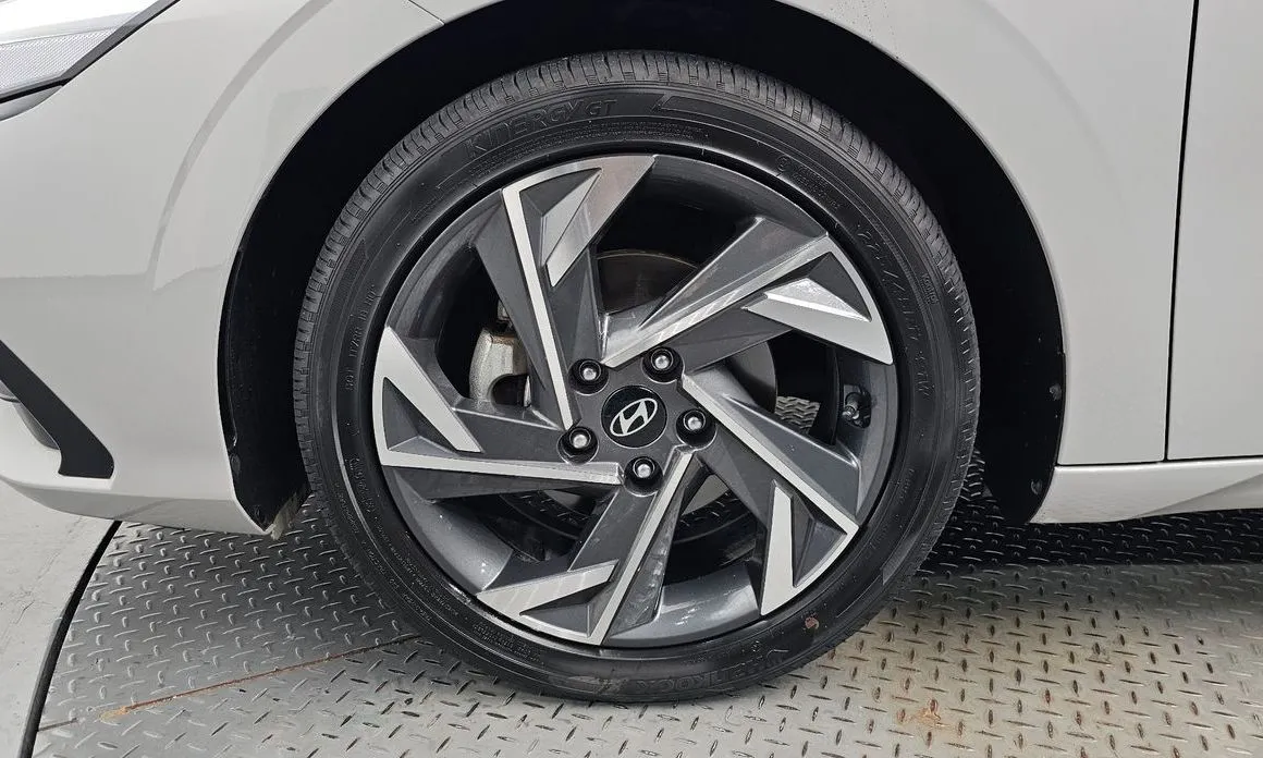 Hyundai AVANTE — фото 7