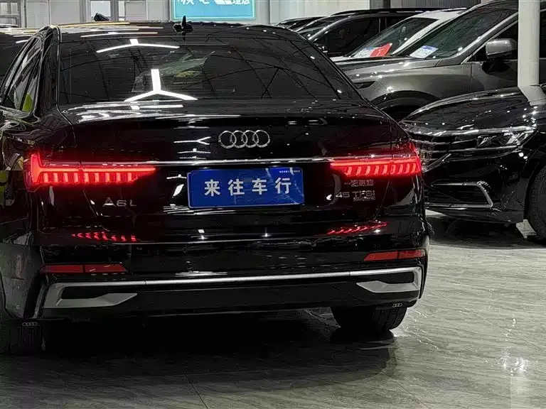 Audi A6L — фото 8