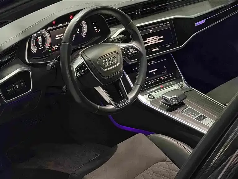 Audi A6L — фото 5