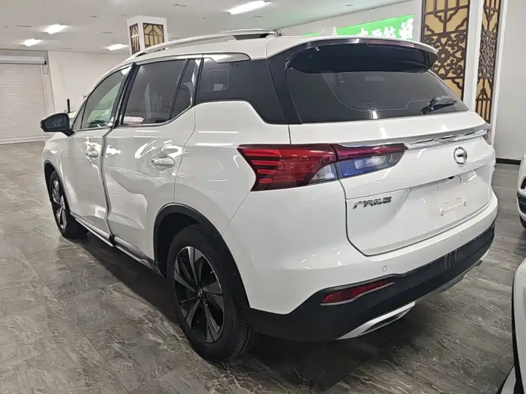 GAC Motor Trumpchi GS4 — фото 3