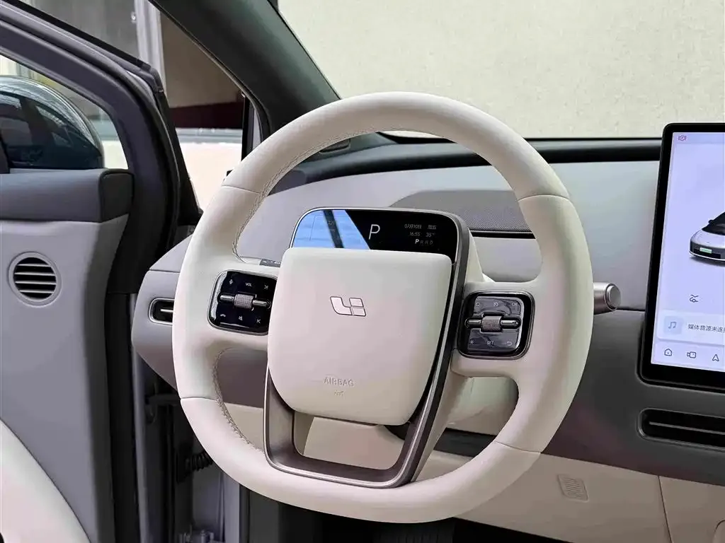 Li Auto i6 — фото 10