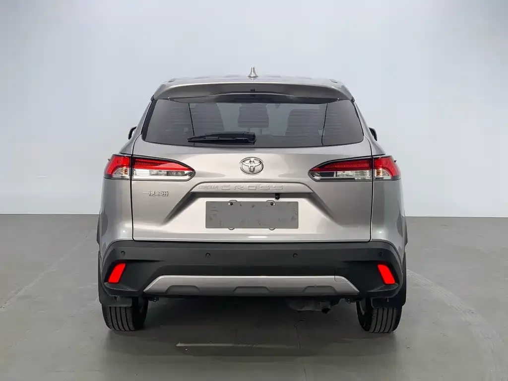 Toyota Corolla Cross — фото 4