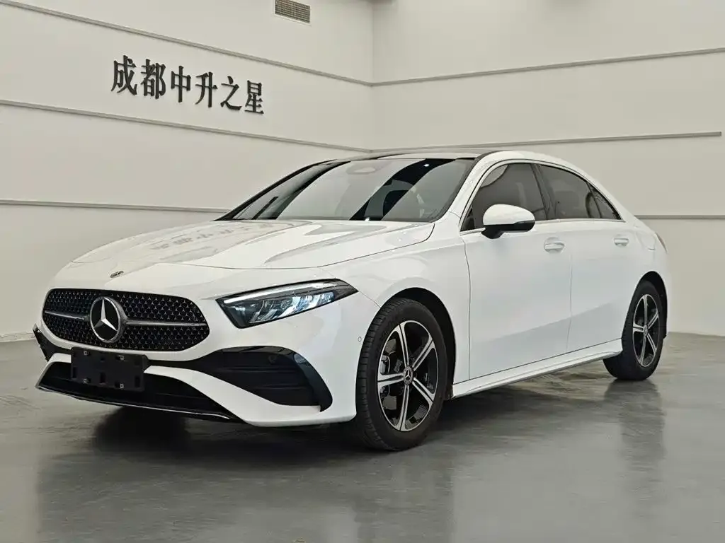 Mercedes-Benz A-Class — фото 10