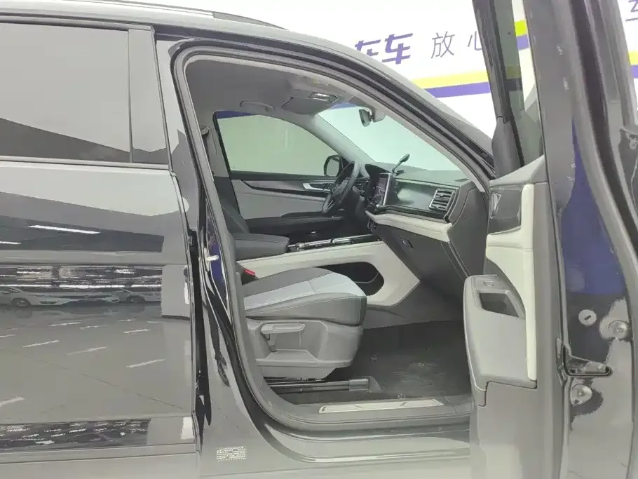 Volkswagen Teramont X — фото 2