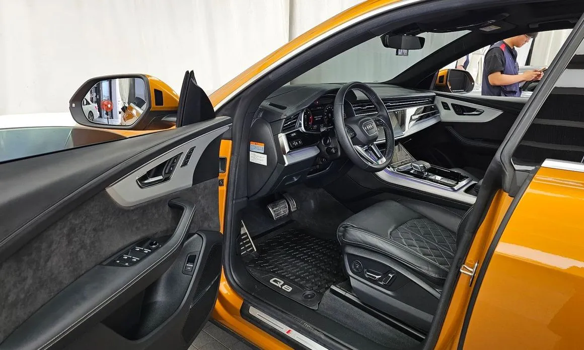 Audi Q8 2021 из KR, фото 7