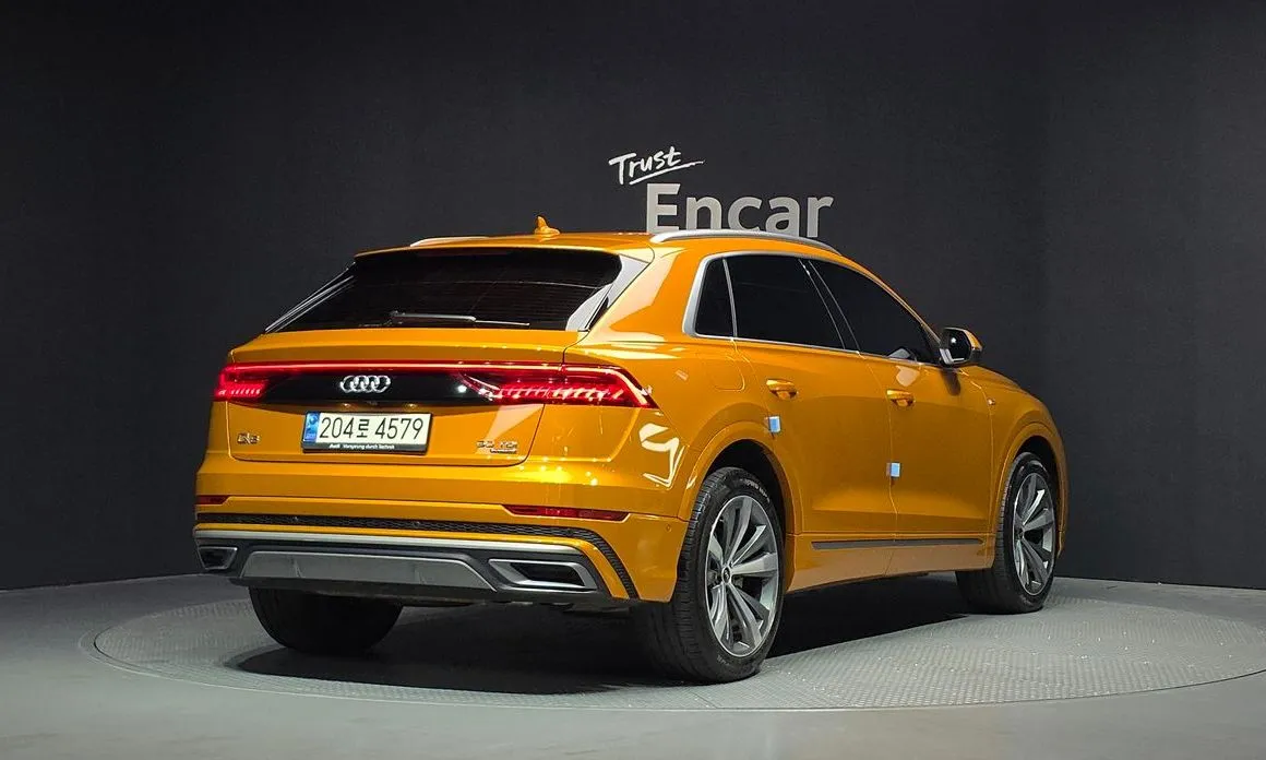 Audi Q8 2021 из KR, фото 2
