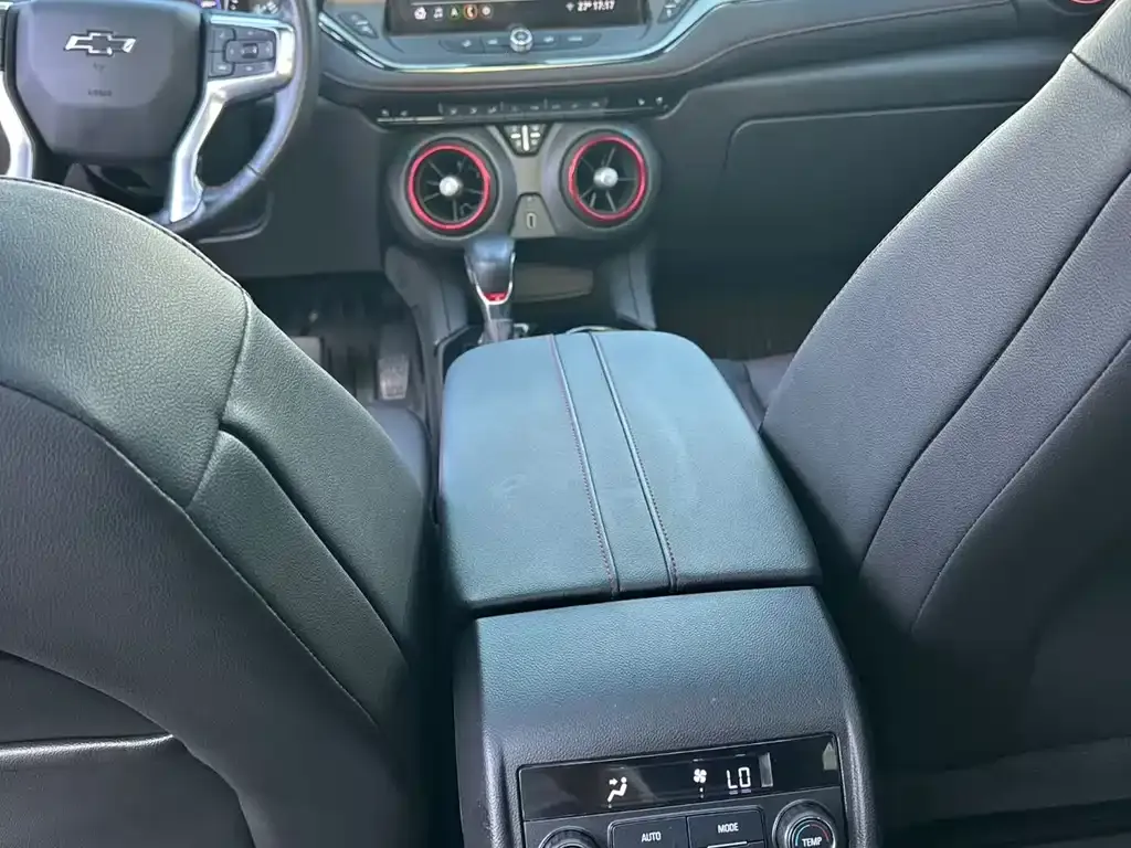 Chevrolet Blazer 2022 из CN, фото 8