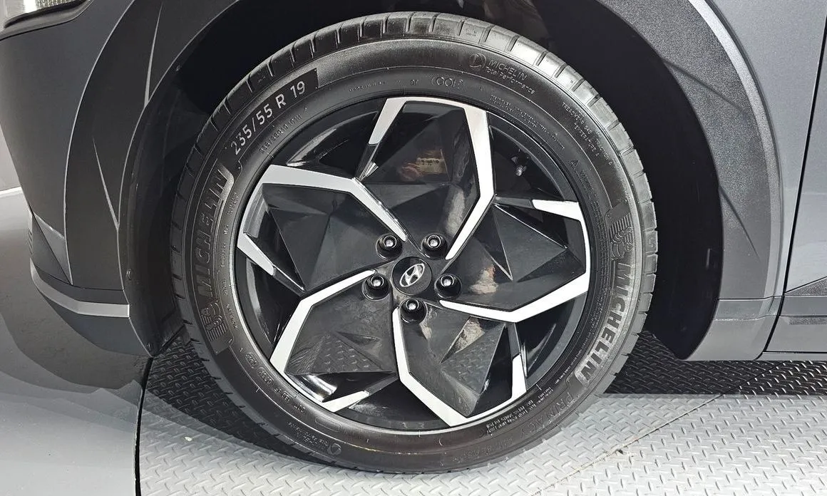 Hyundai Ioniq5 — фото 9