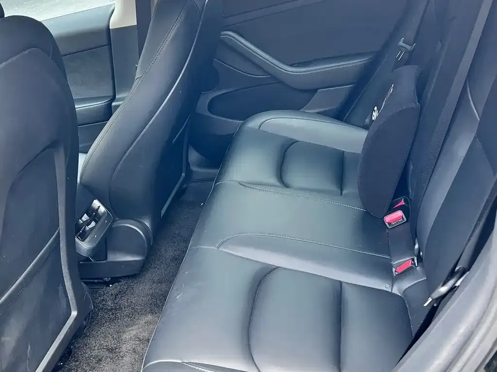 Tesla Model 3 — фото 6