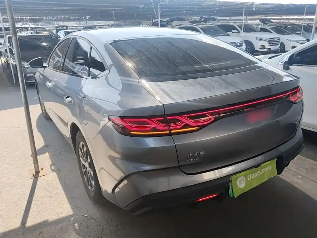 BYD Qin L — фото 10
