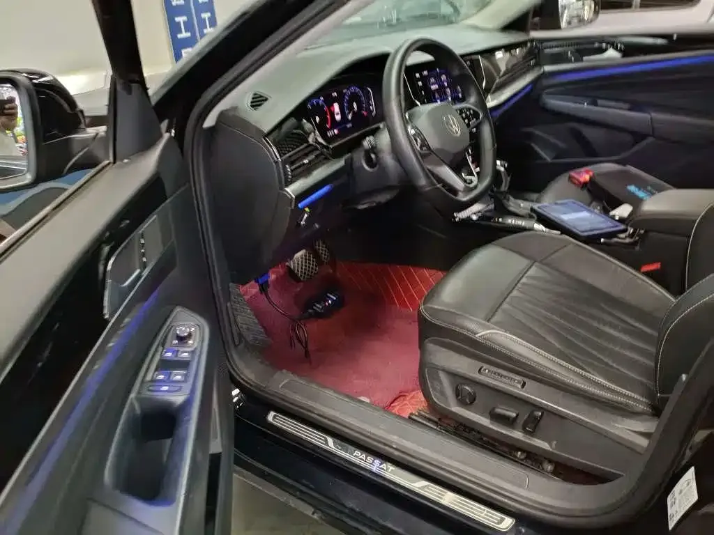 Volkswagen Passat — фото 10