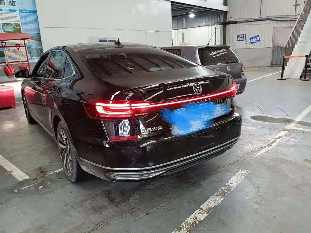 Volkswagen Passat — фото 4