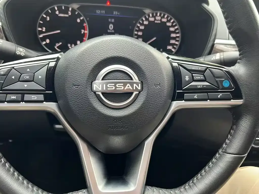 Nissan Teana — фото 4