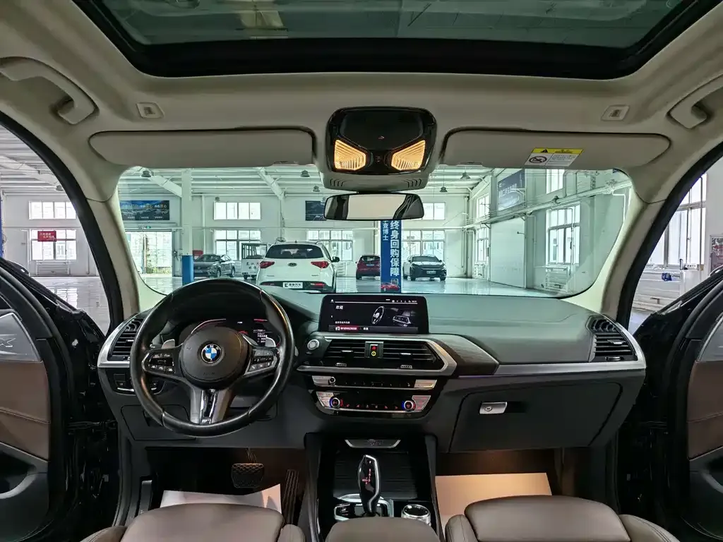 BMW X3 — фото 9