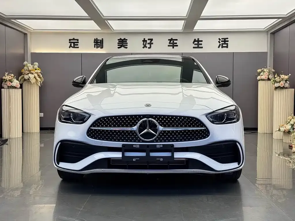 Mercedes-Benz C-Class — фото 10