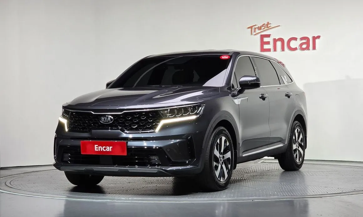 Kia Sorento — фото 1