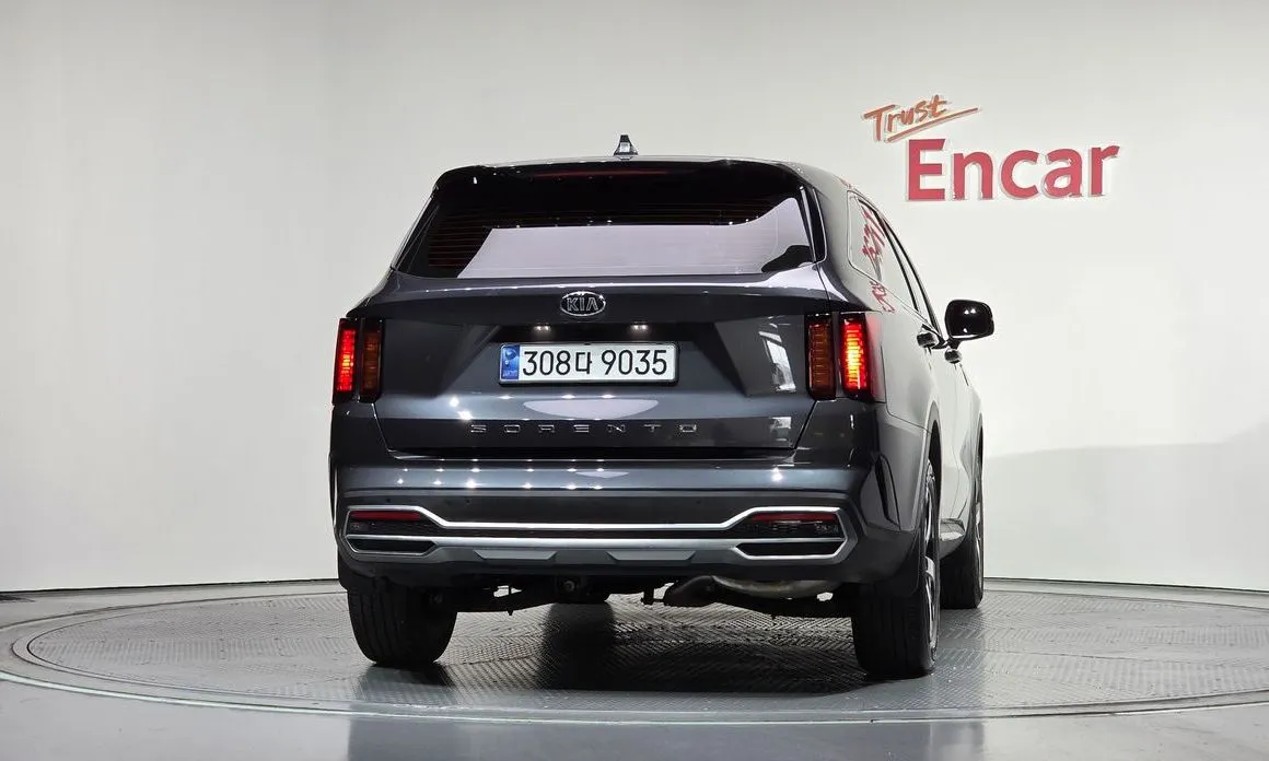 Kia Sorento — фото 3