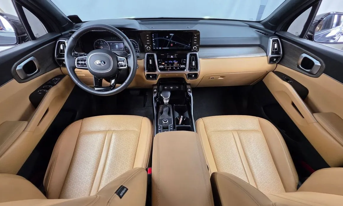 Kia Sorento — фото 7