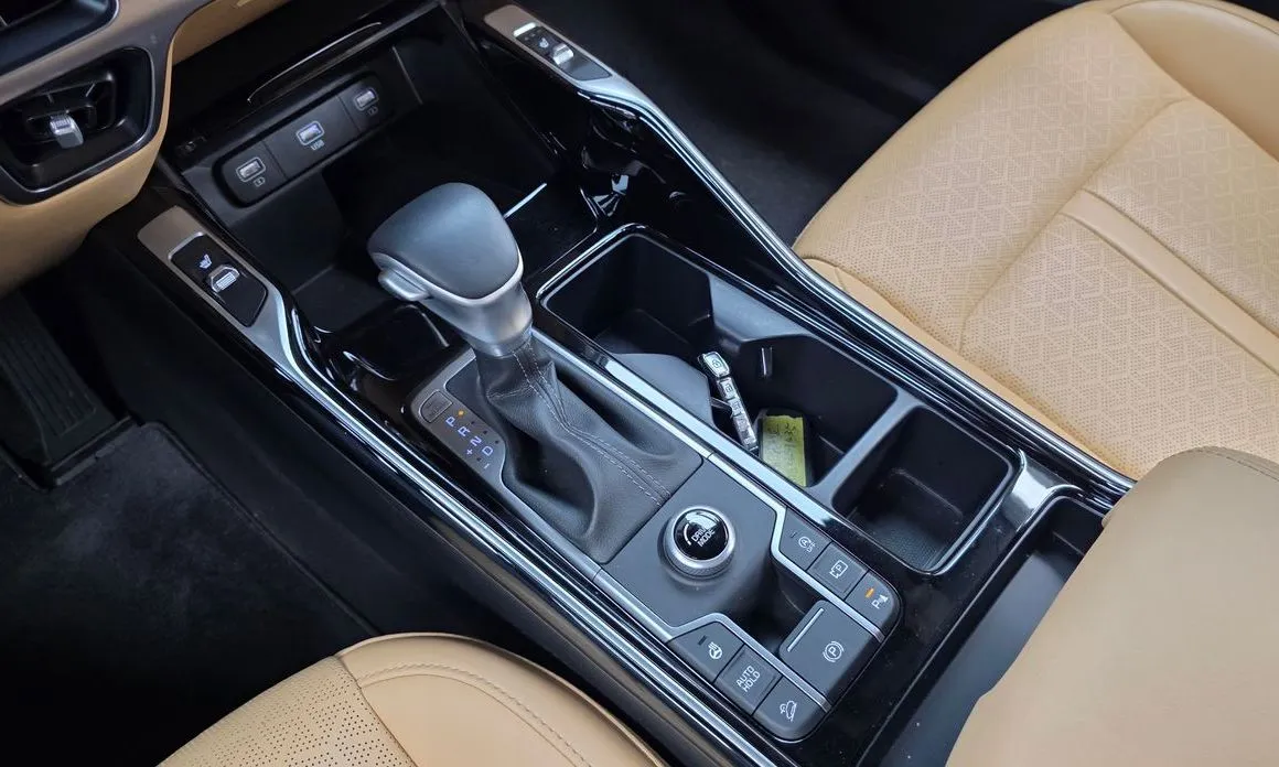 Kia Sorento — фото 9