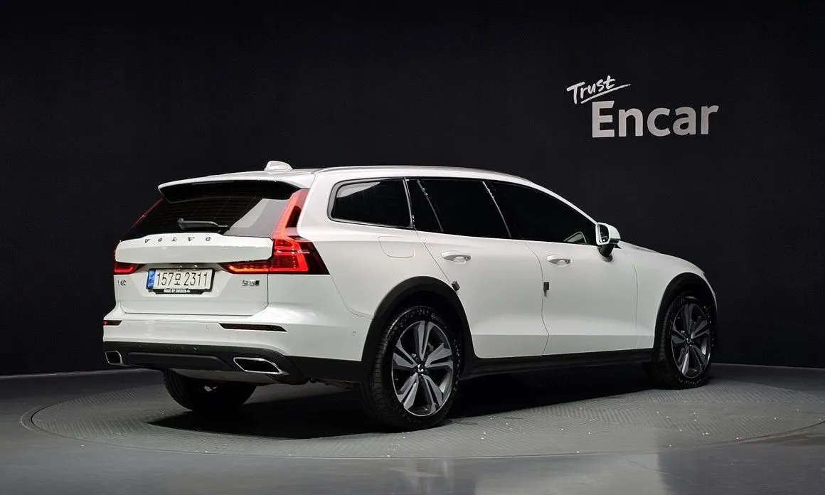 Volvo V60 2021 из KR, фото 10