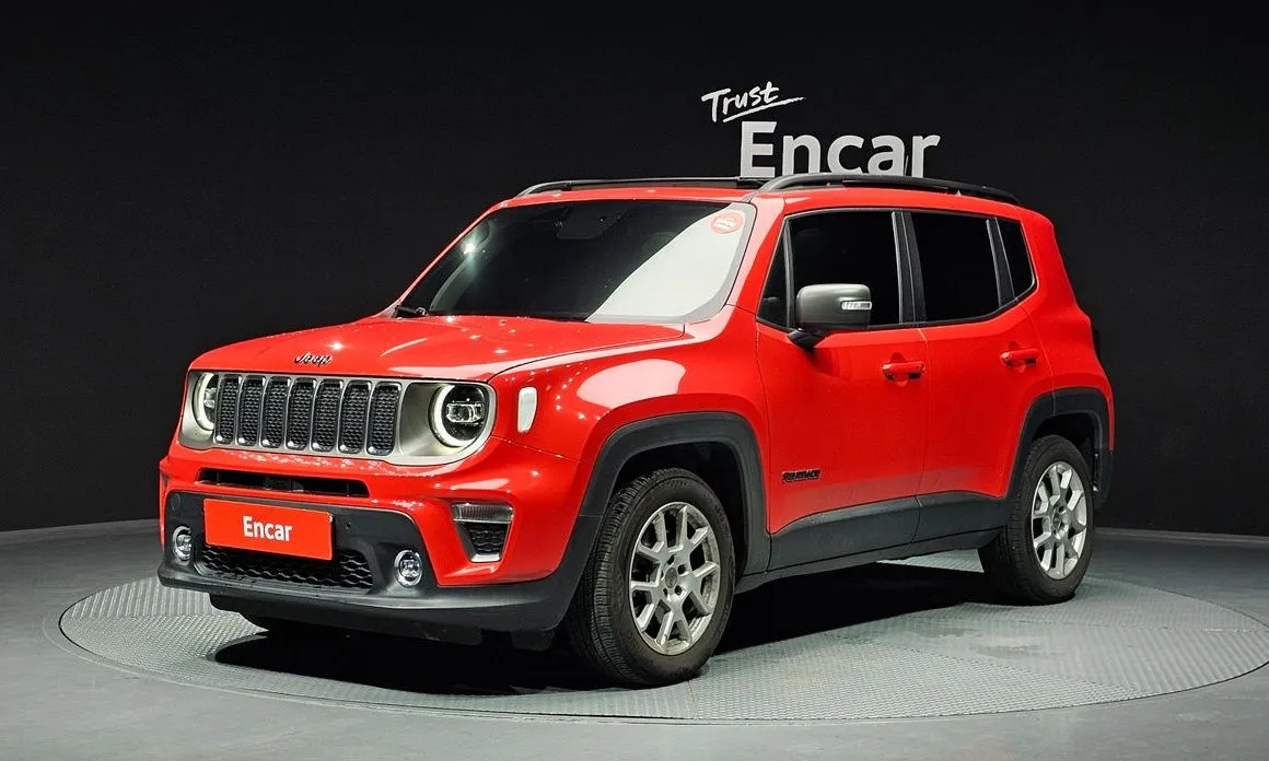 Jeep Renegade — фото 1