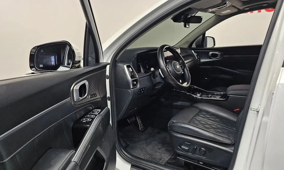 Kia Sorento — фото 8