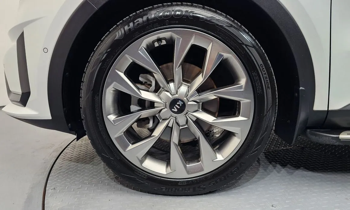 Kia Sorento — фото 3