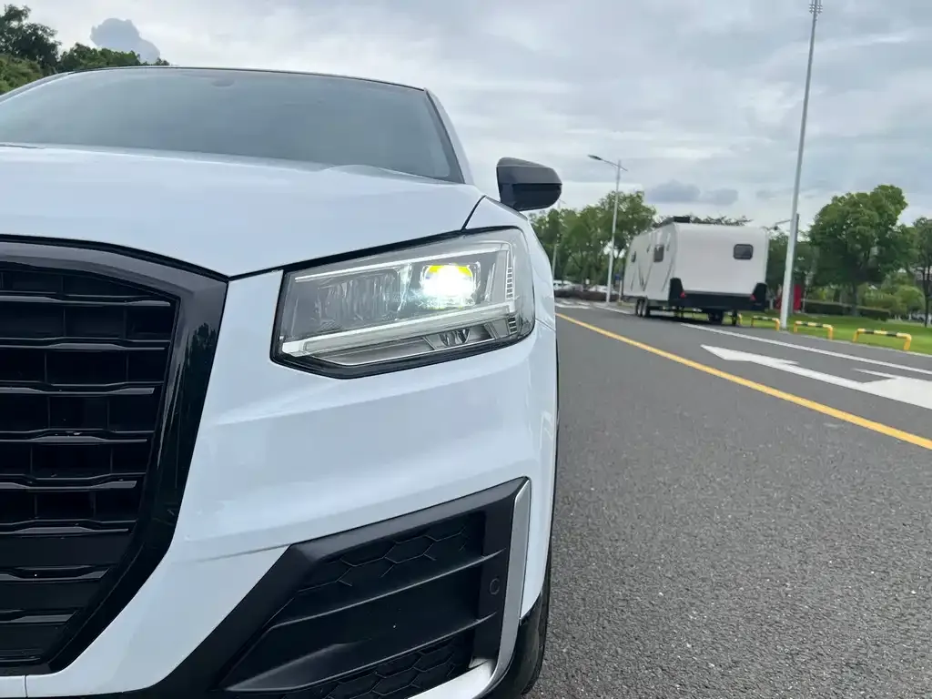Audi Q2L 2021 из CN, фото 4