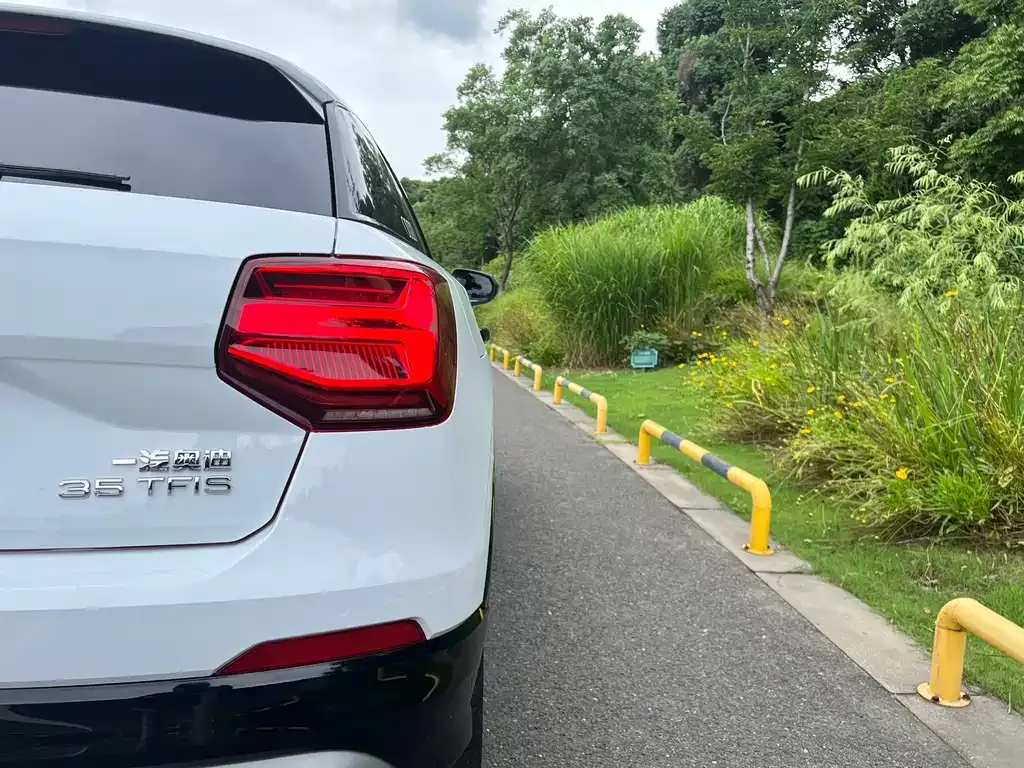 Audi Q2L 2021 из CN, фото 10