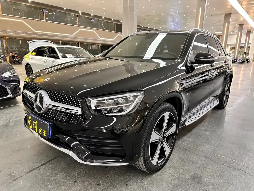 Mercedes-Benz GLC — фото 1