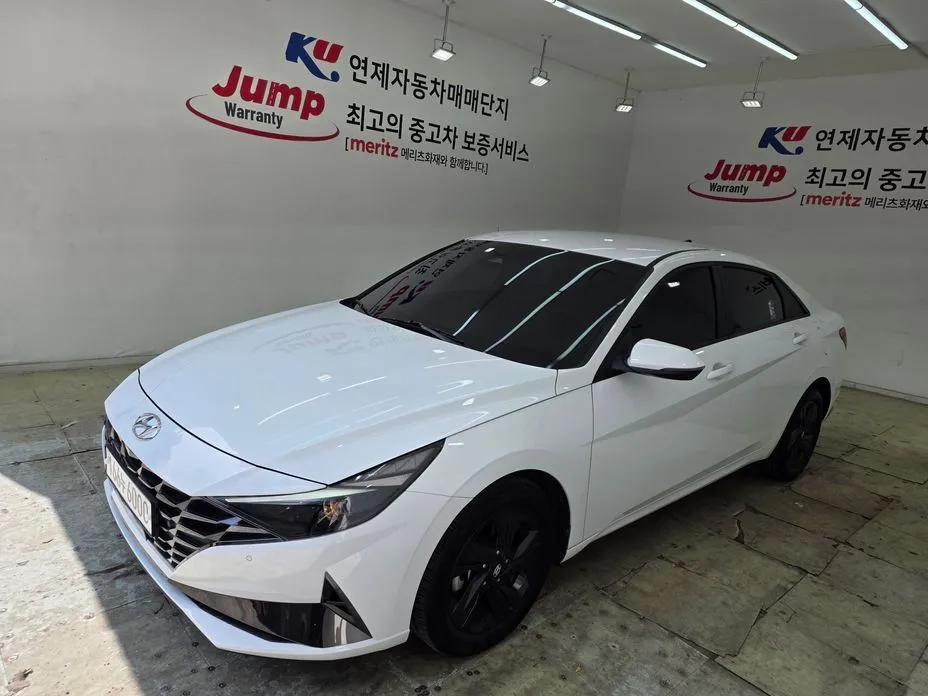 Hyundai AVANTE — фото 1