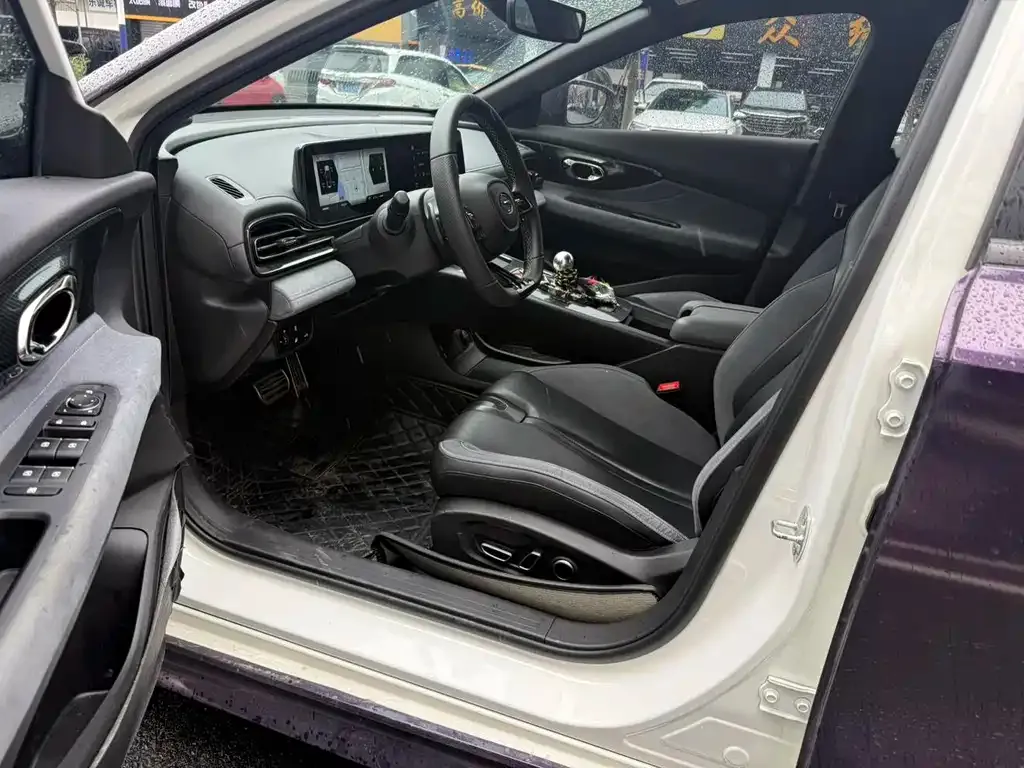 GAC Motor Shadow Leopard — фото 5