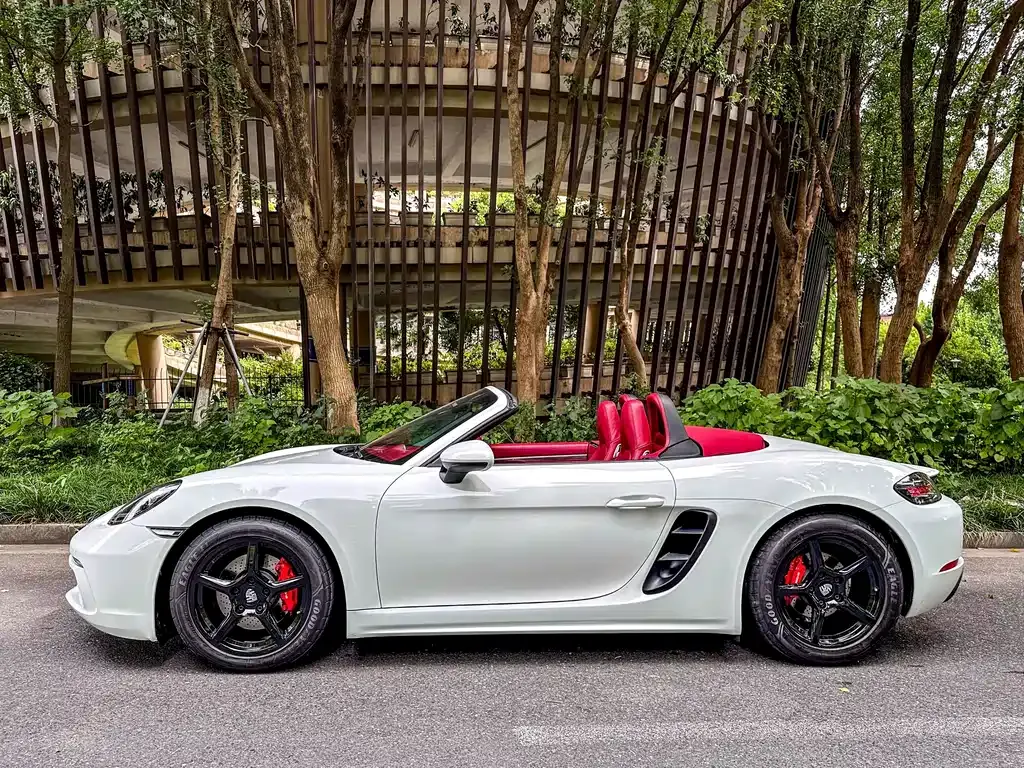 Porsche 718 — фото 10