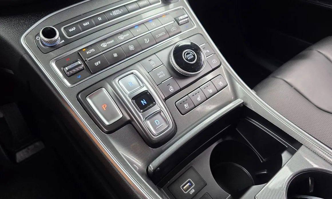 Hyundai Santafe — фото 9