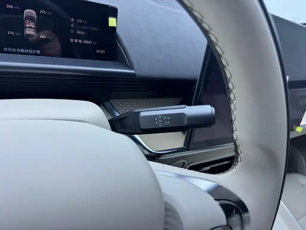 Toyota Platinum 3X — фото 3