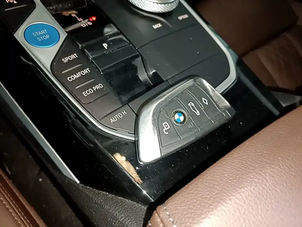 BMW i3 — фото 10