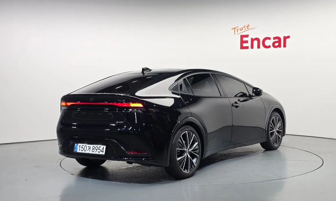 Toyota Prius 2024 из KR, фото 7