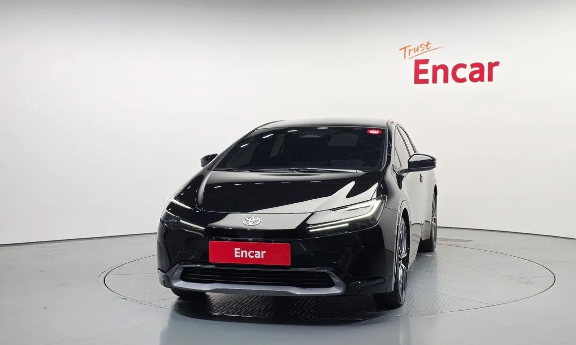 Toyota Prius 2024 из KR, фото 2