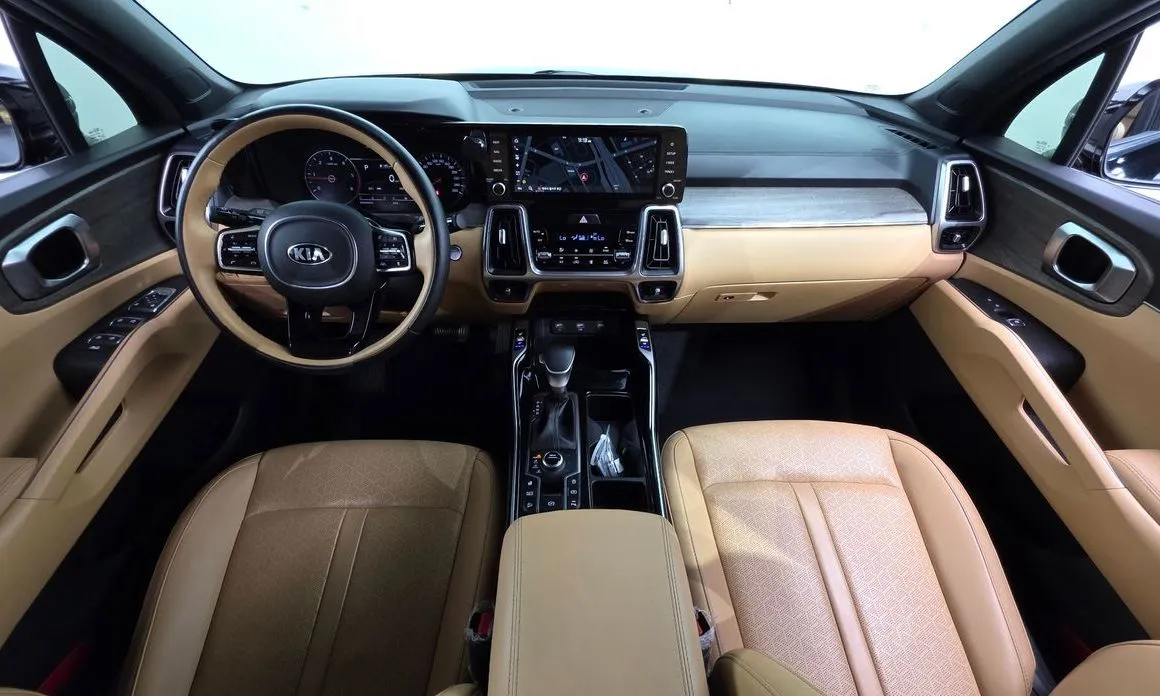 Kia Sorento — фото 8