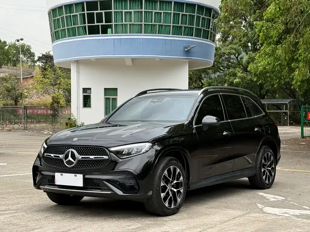 Mercedes-Benz GLC — фото 10