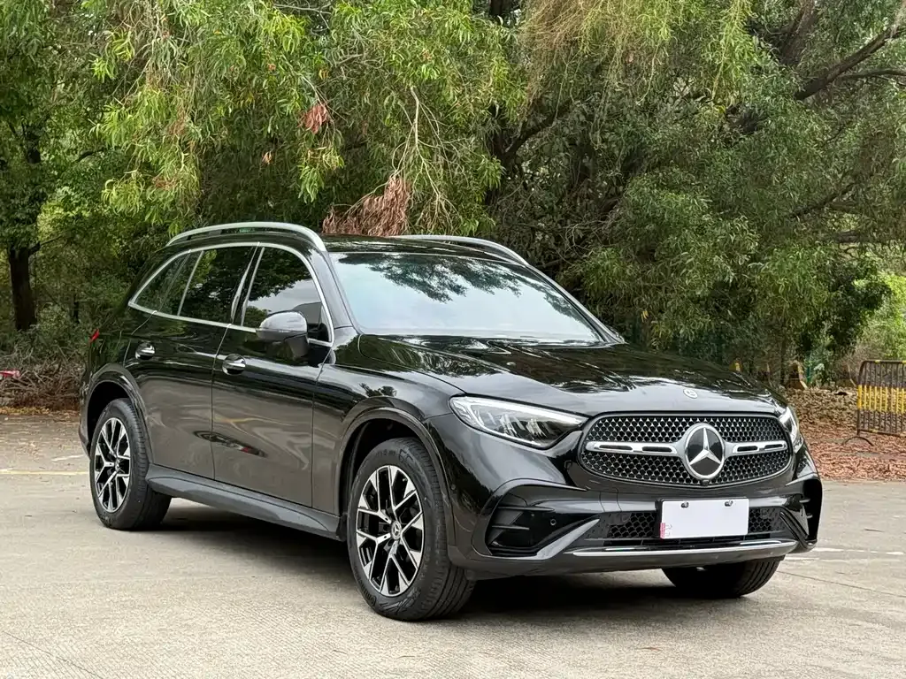 Mercedes-Benz GLC — фото 6